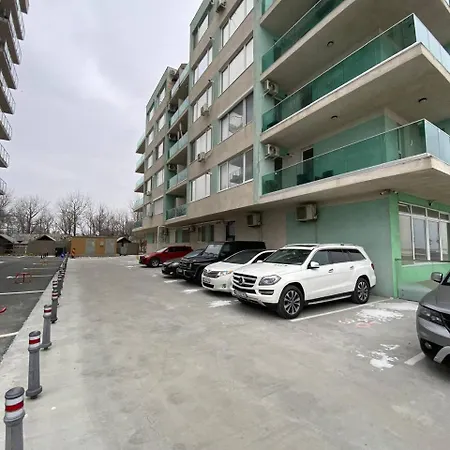 Mamaia Nord Sea View *